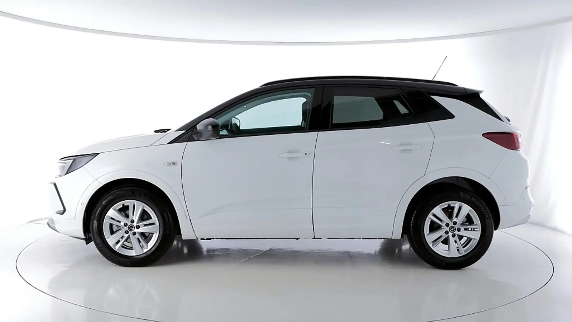 Opel Grandland 1.2 DI Turbo Edition Start/Stop Aut. Weiß - 2