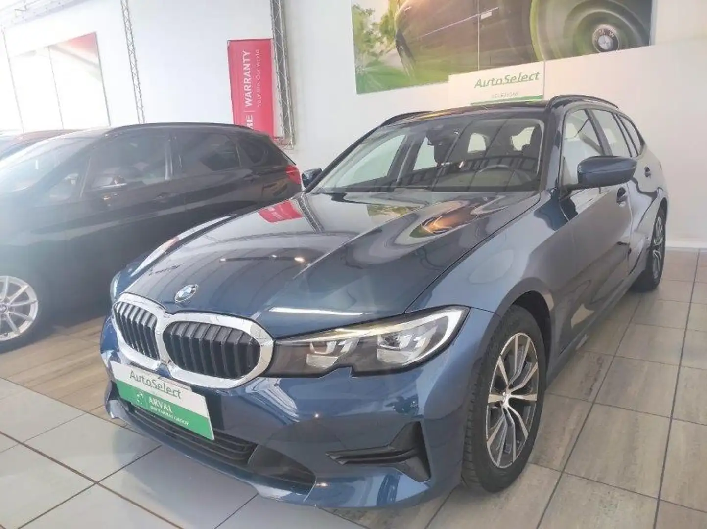 BMW 320 Serie3(G20/21/80/81 - 320d 48V xDrive Touring Busi Nero - 2