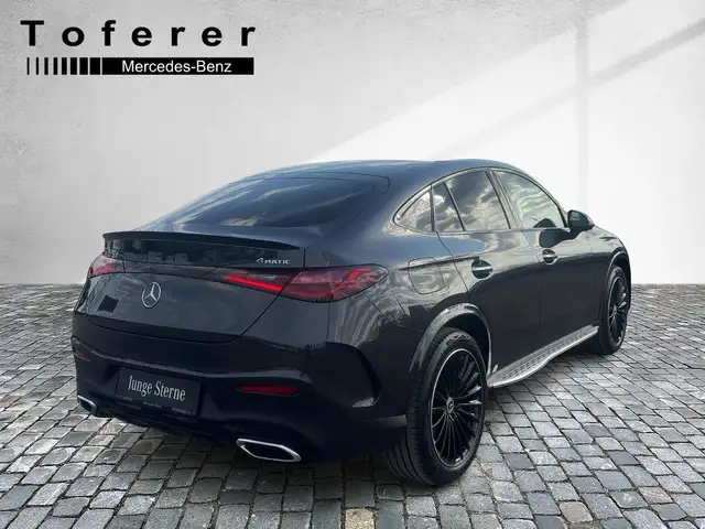 Mercedes-Benz GLC 400 e 4MATIC Coupé mit EQ Hybrid Technologie Ansicht 4