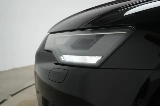 Audi A6 view 10