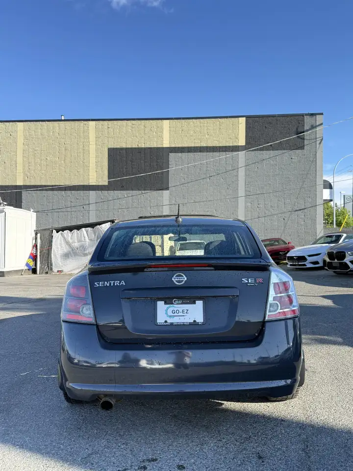 Nissan Sentra снимка Nissan Sentra