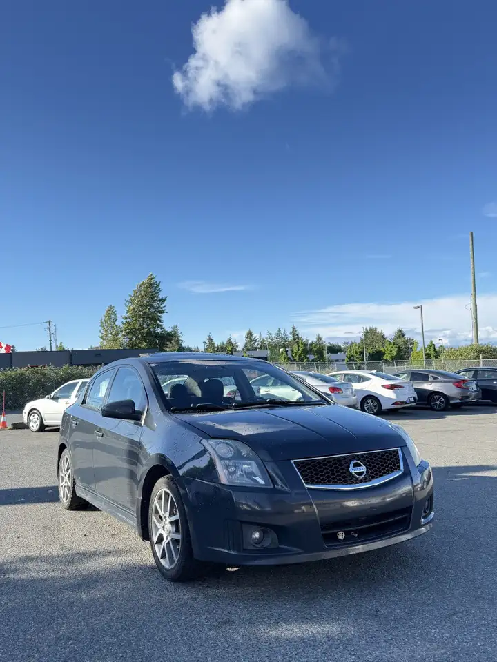 Nissan Sentra снимка Nissan Sentra
