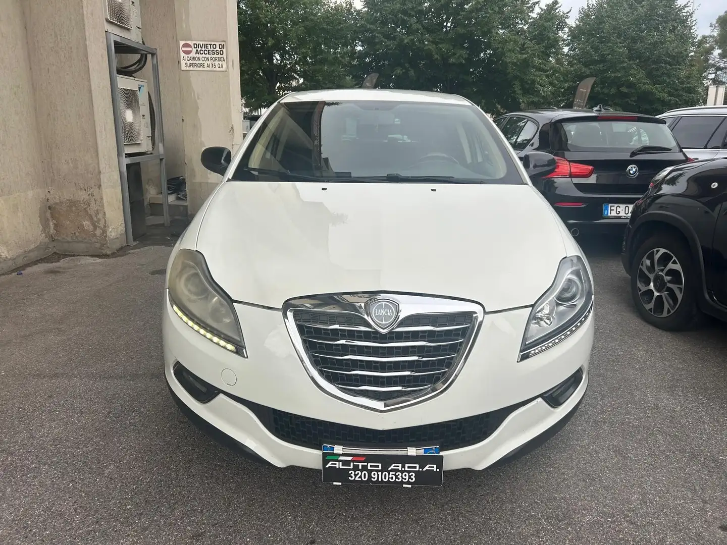 Lancia Delta Delta 1.6 MJT DPF 105 CV Gold Beyaz - 1