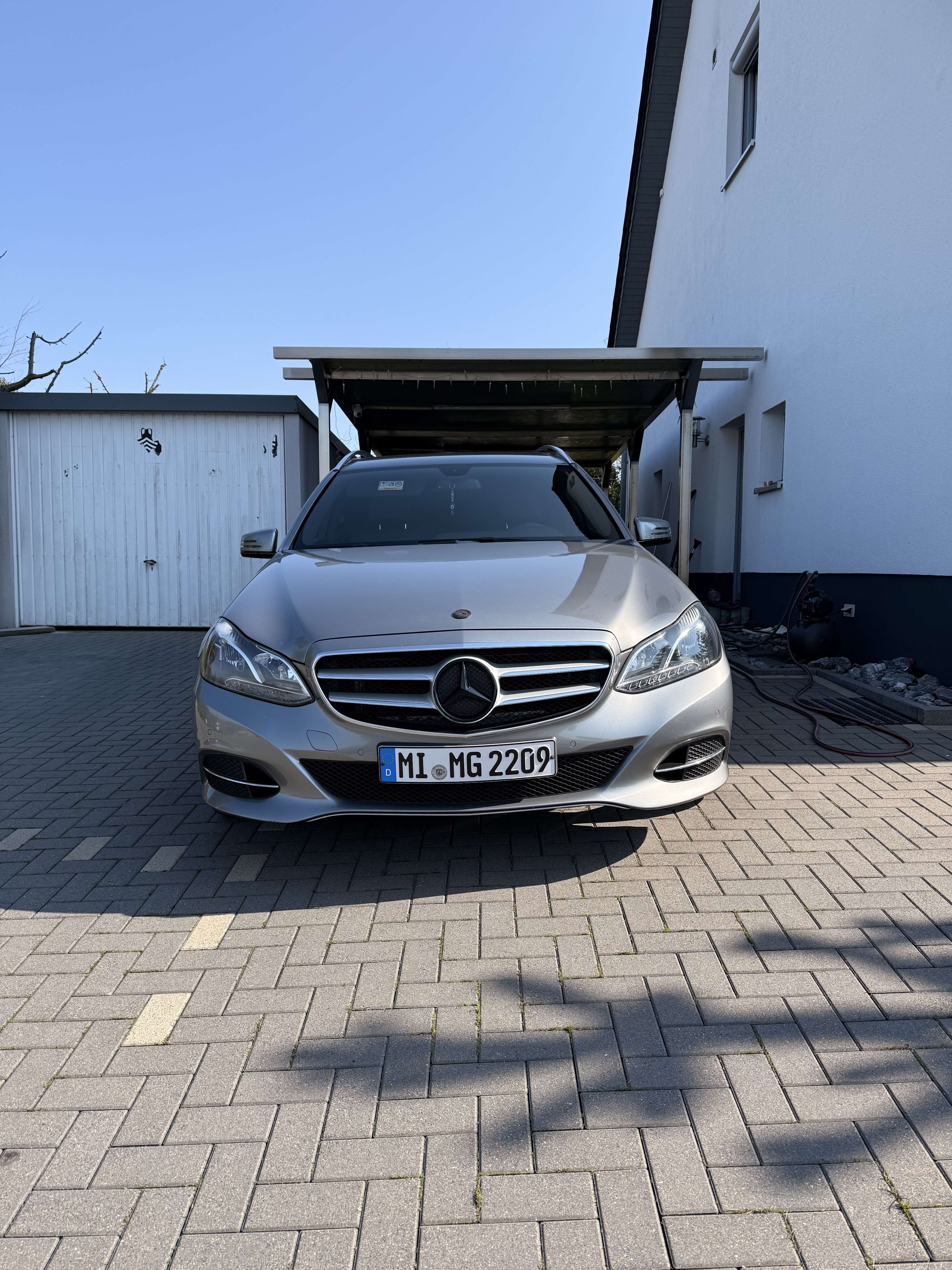 Second hand Mercedes Benz E-Class 200