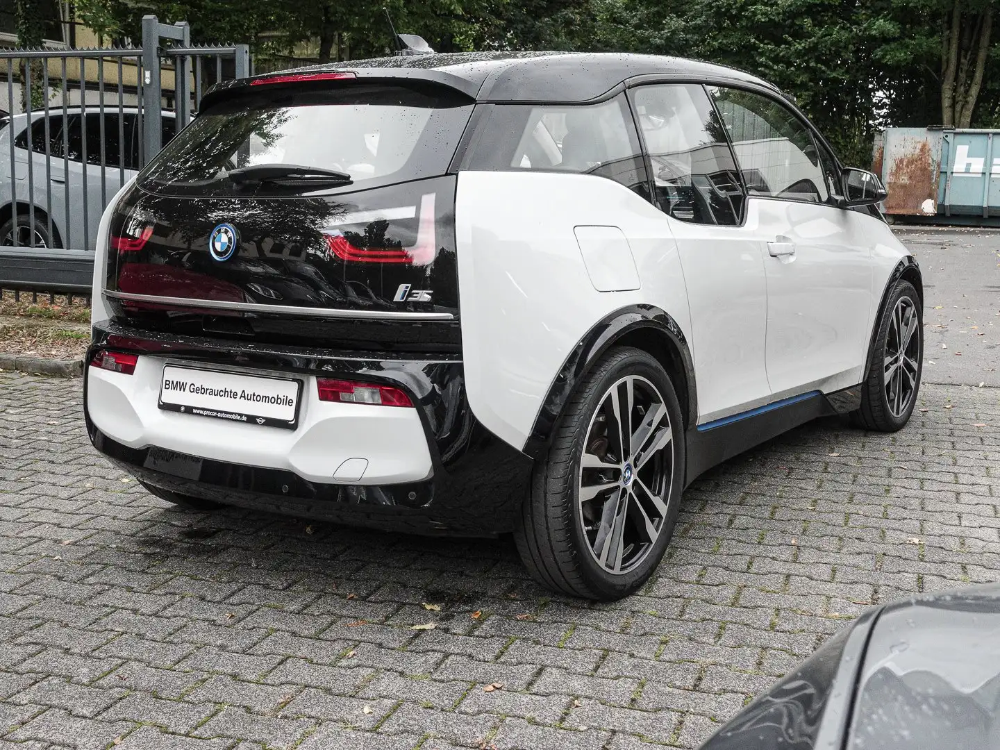 BMW i3 s  NAVI LED PDC V+H Weiß - 2