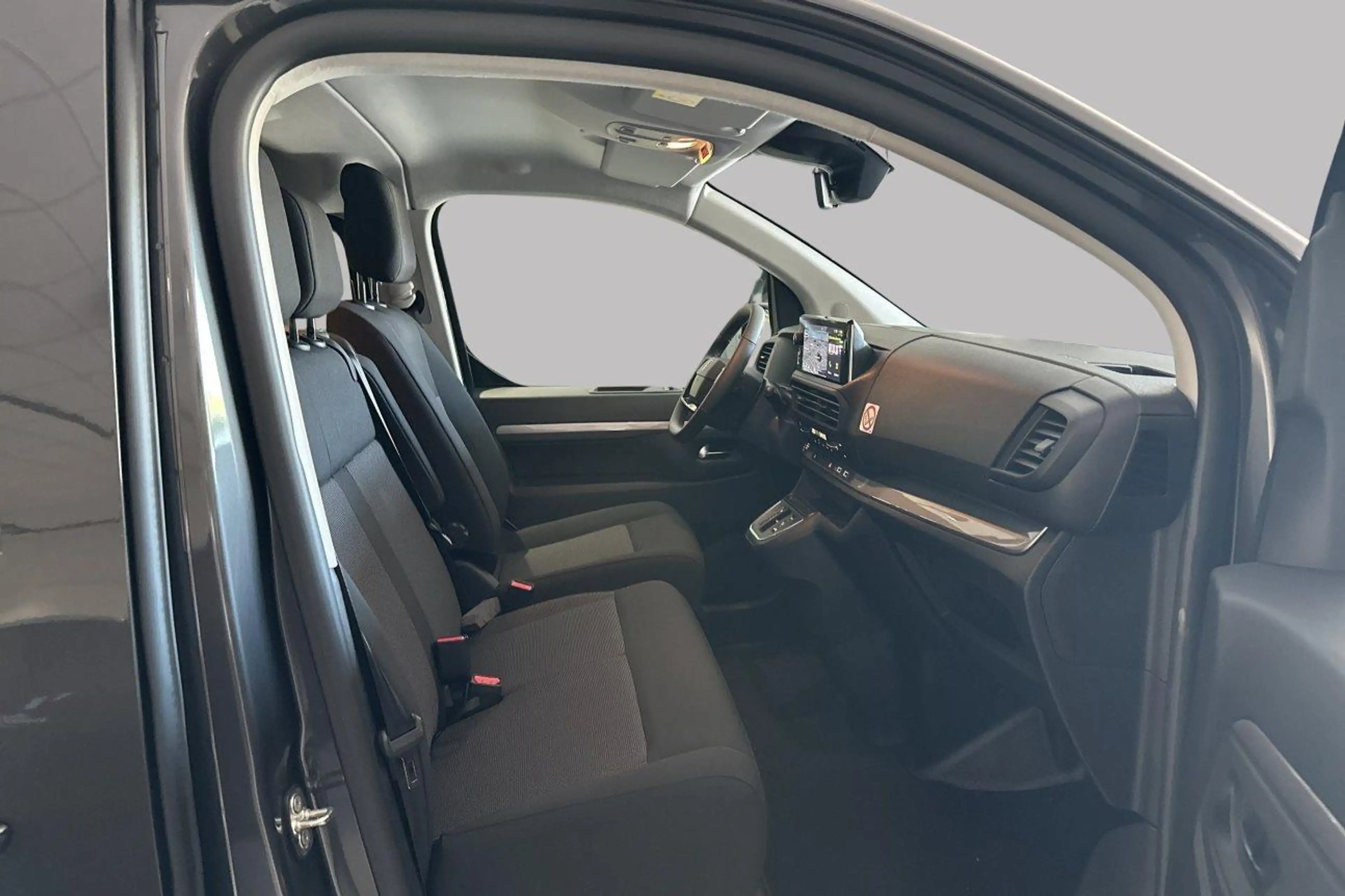 Peugeot Expert Double Cabine XL Diesel 150ch Automatique 1 — photo 8