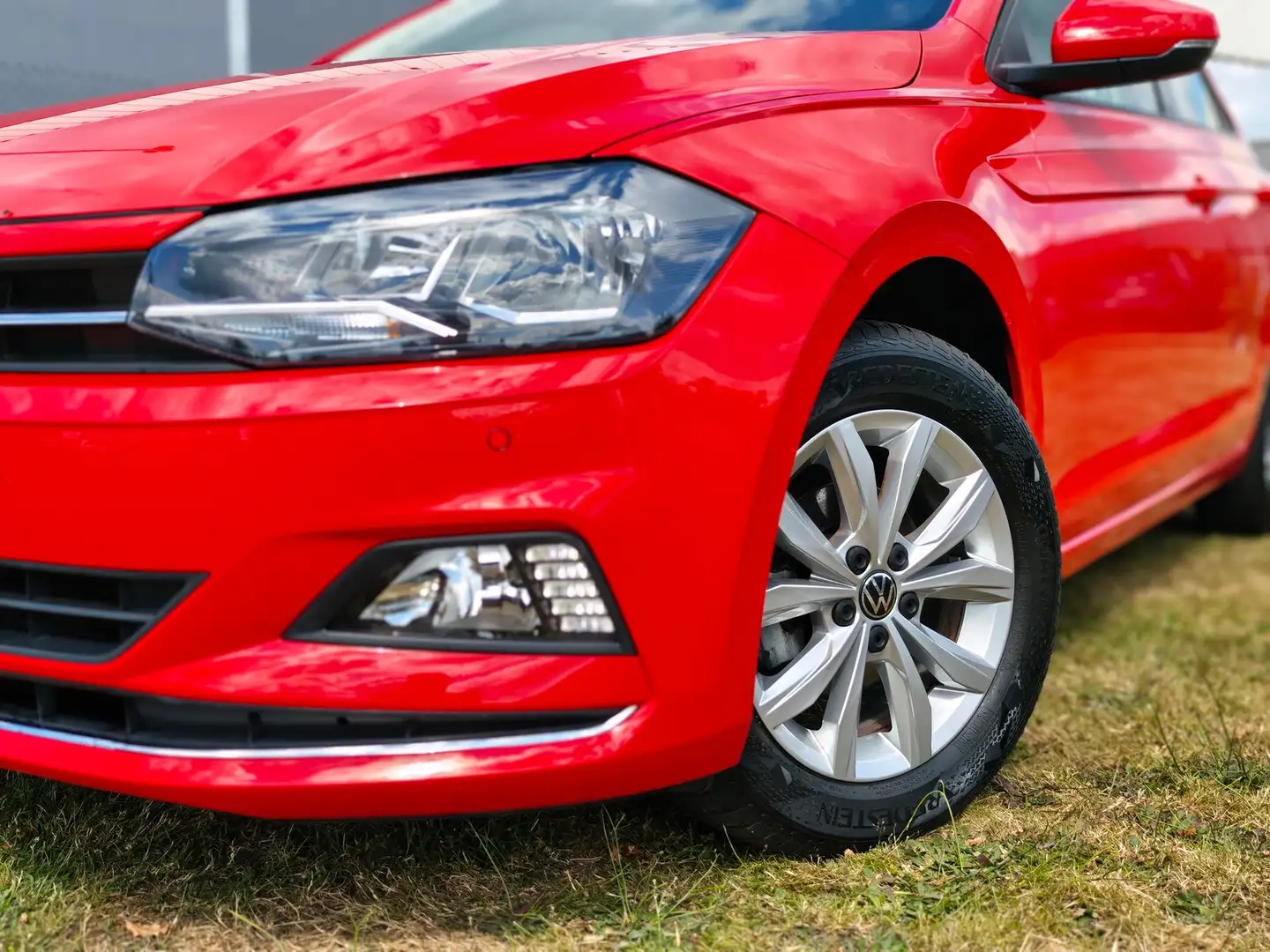 Volkswagen Polo Highline 1.0 TSI Klima*Alu*PDC*SHZ* Rojo - 2