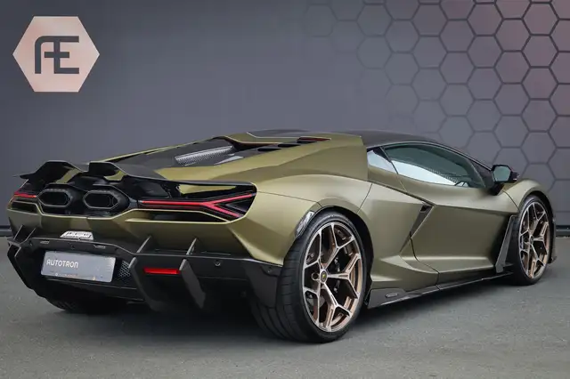 Lamborghini Revuelto | LIFT | CARBON IN & EXTERIEUR | PASSENGER DISPLAY