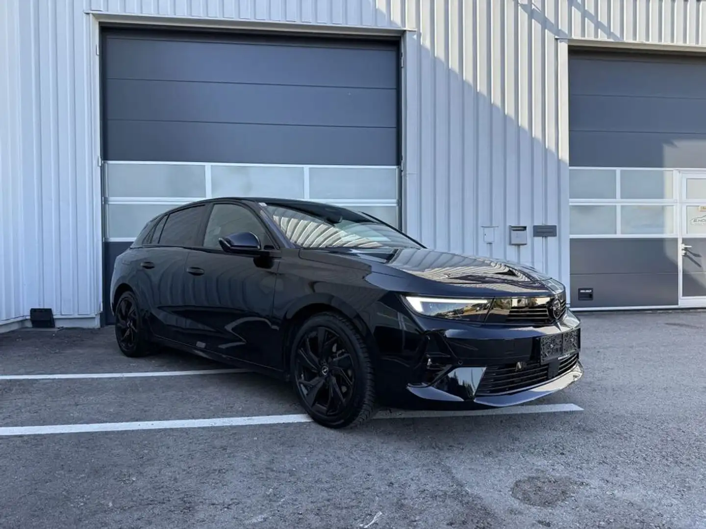 Opel Astra GS Line Noir - 2