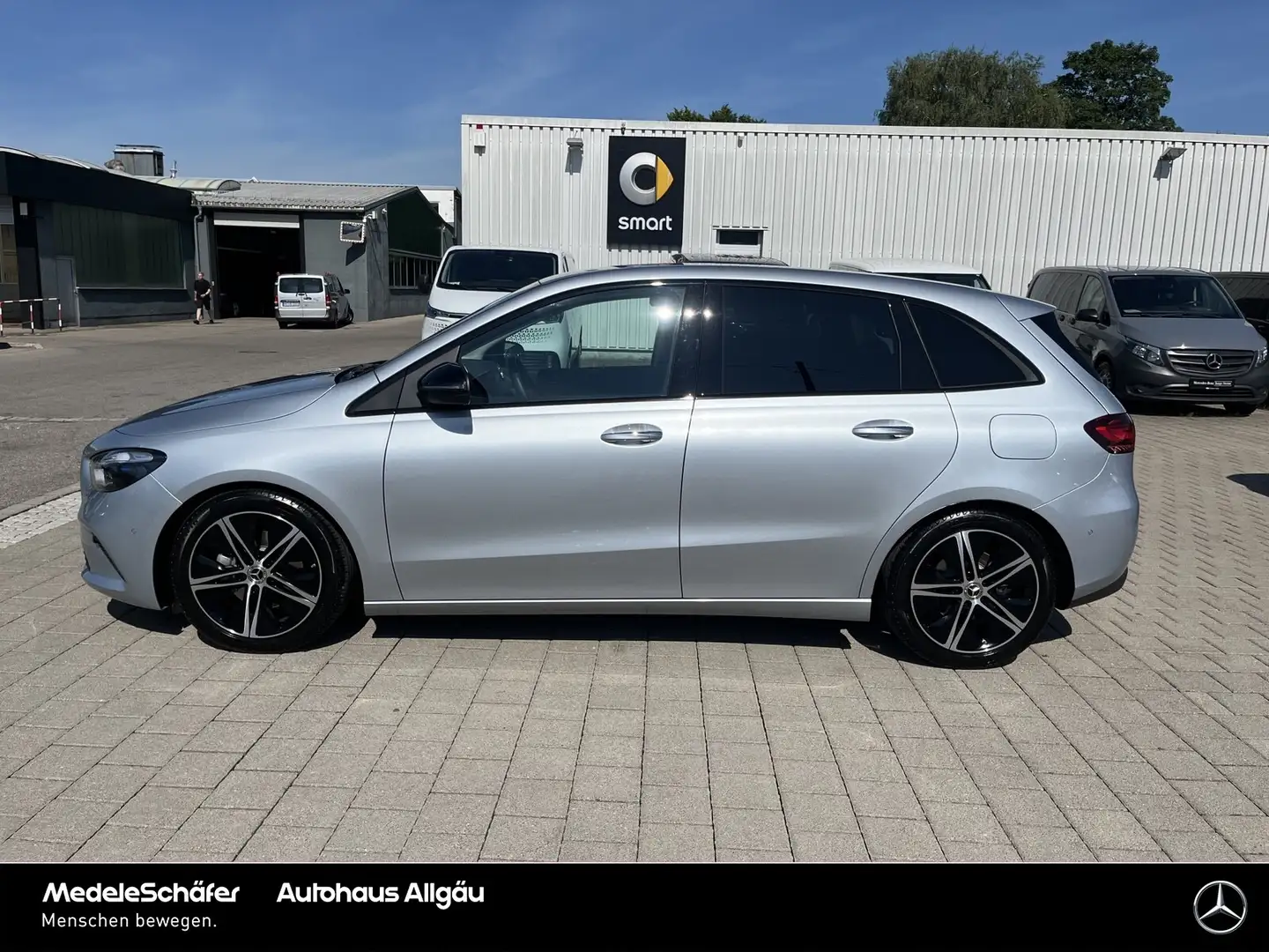 Mercedes-Benz B 200 B 200 Progressive Night 18" Distronic Multibeam Silber - 2