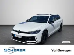 Volkswagen Passat Variant Passat R Line 2.0 TDI Pano|HUD|H&K|DCC|IQ.Drive