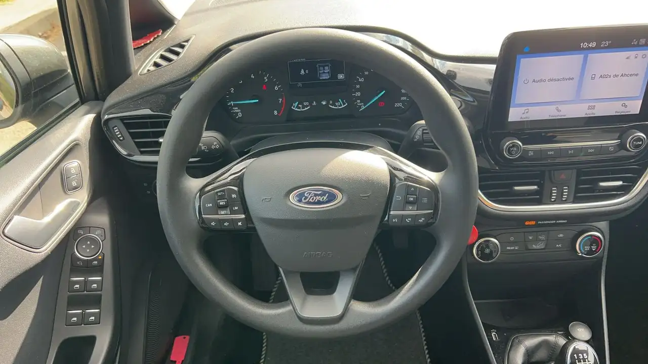 Ford Fiesta 5 portes — photo 23