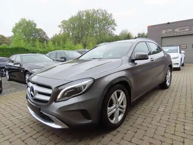 Mercedes-Benz GLA 200 GLA 200 d