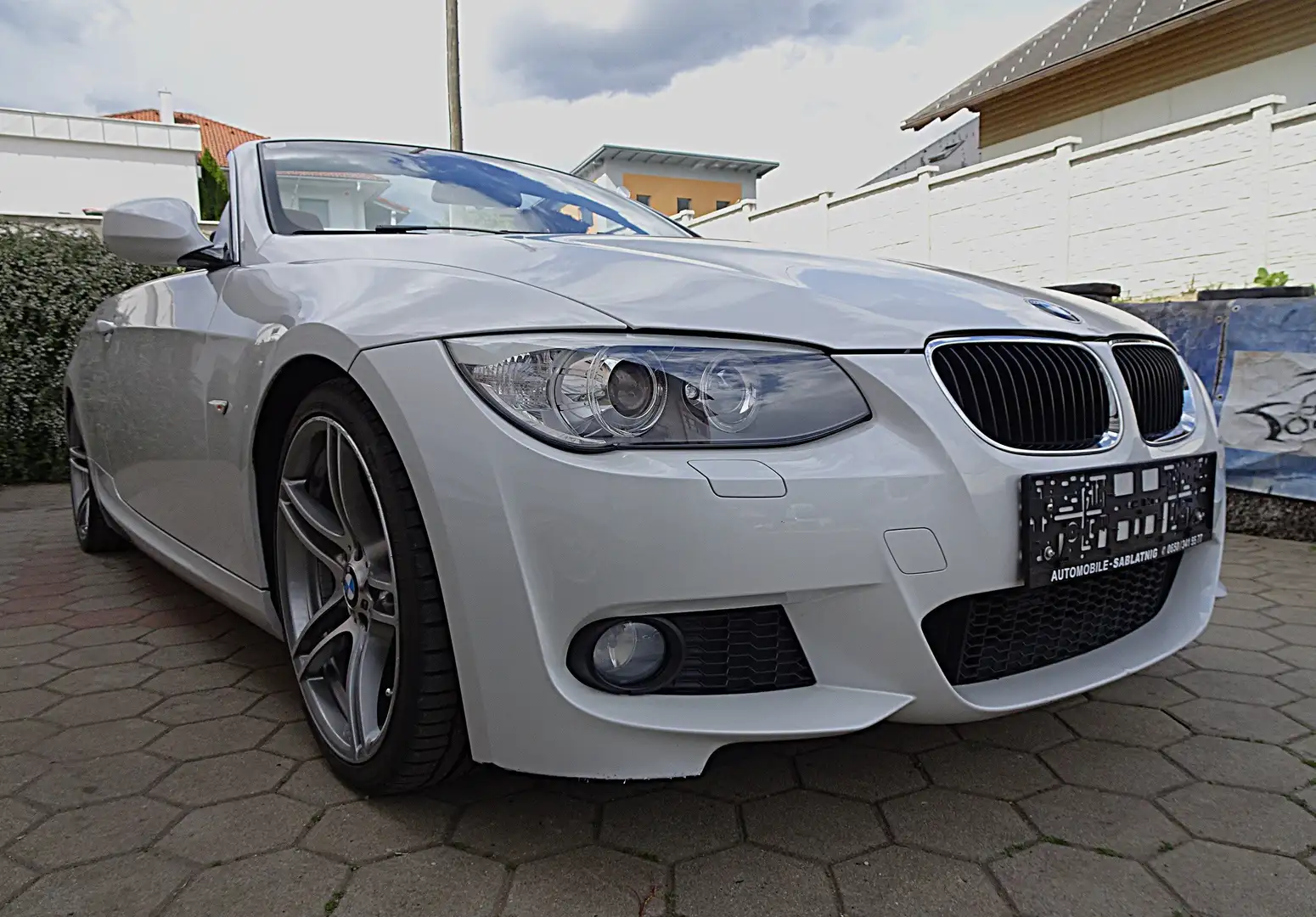 BMW 320 320d Cabrio M-Sportpaket Topzustand! Weiß - 2