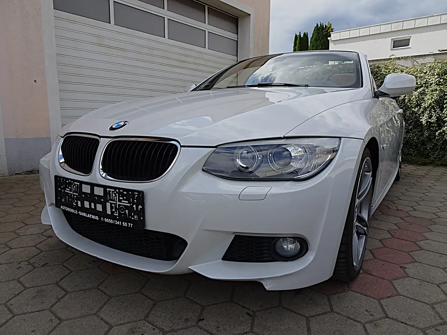 BMW 320 320d Cabrio M-Sportpaket Topzustand! Weiß - 1