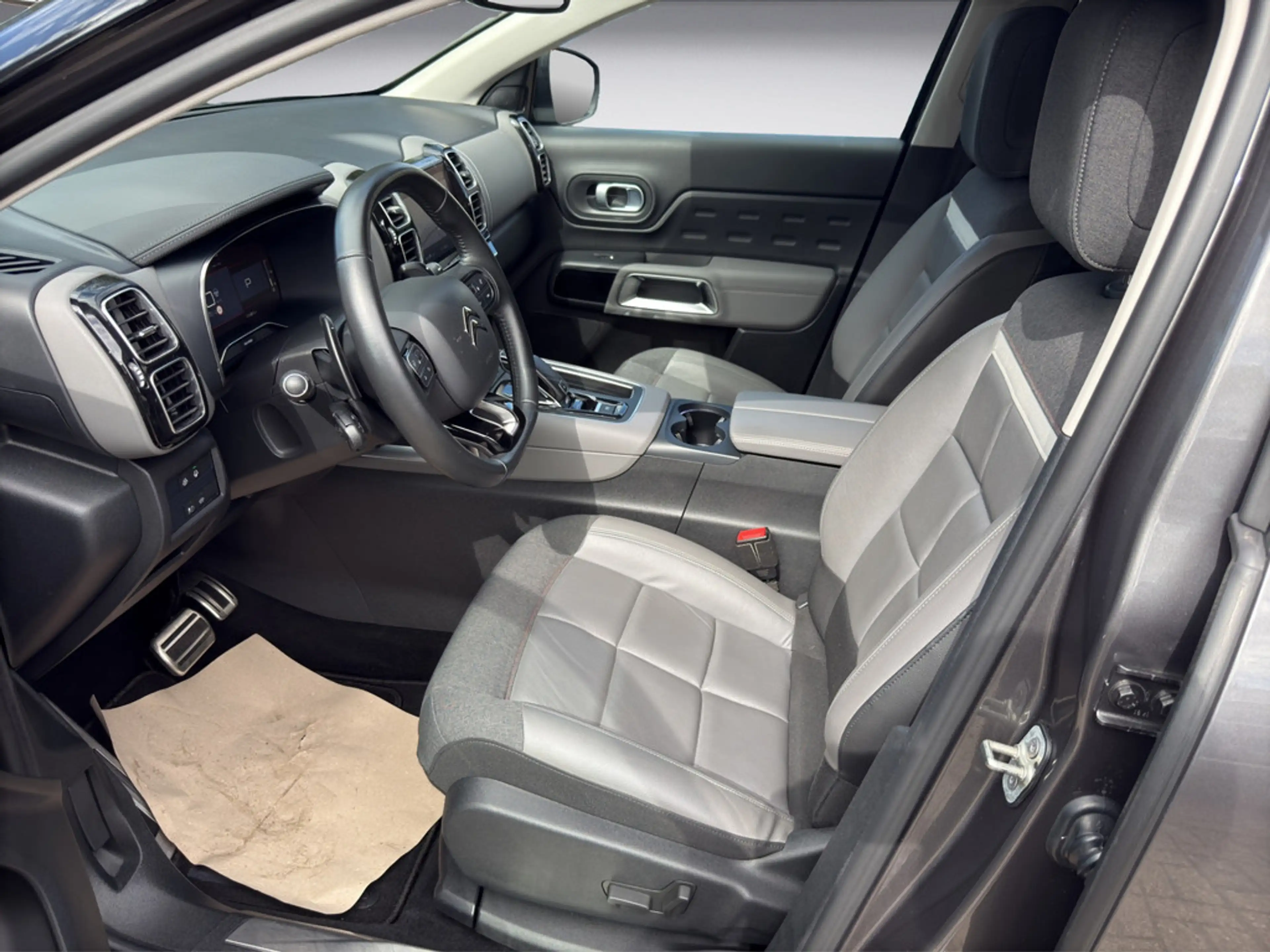 Citroen C5 Aircross Shine Pack Blue HDI 130 EAT8 SHZ — photo 10