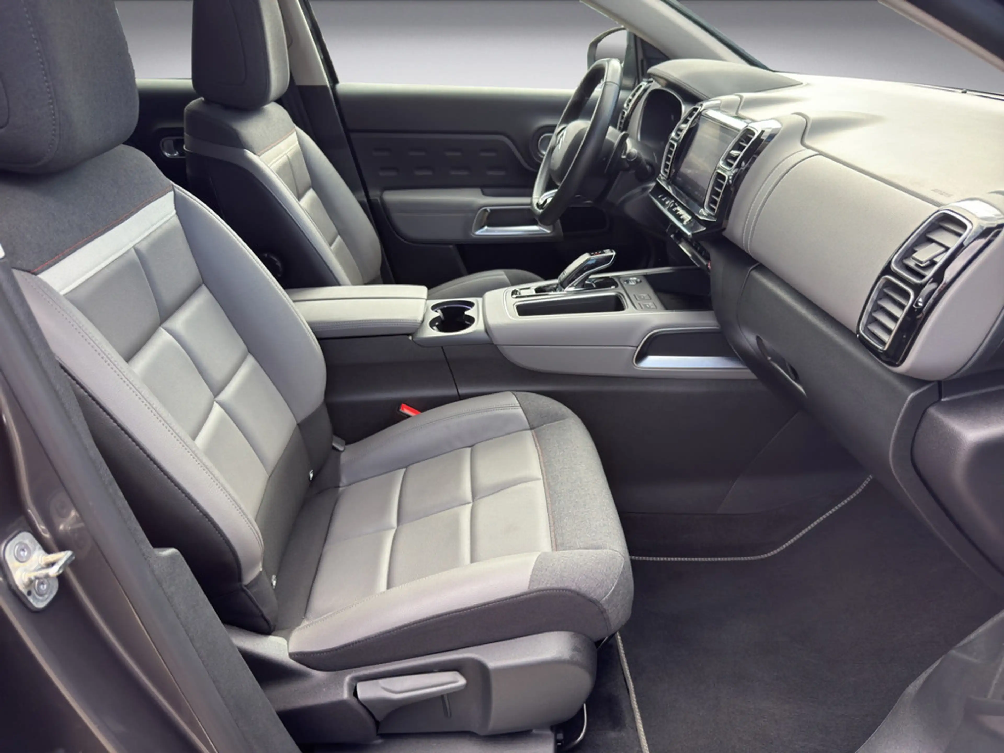 Citroen C5 Aircross Shine Pack Blue HDI 130 EAT8 SHZ — photo 14