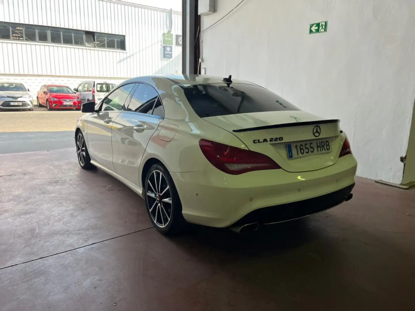 Mercedes-Benz CLA 220 220CDI 7G-DCT Weiß - 2