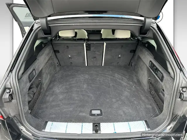 BMW 5 Series view 12