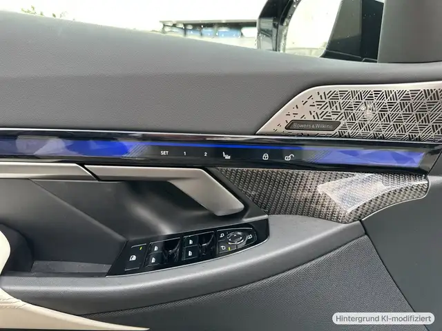 BMW 5 Series view 14