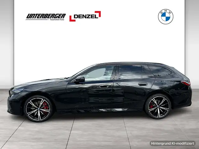 BMW 5 Series view 3