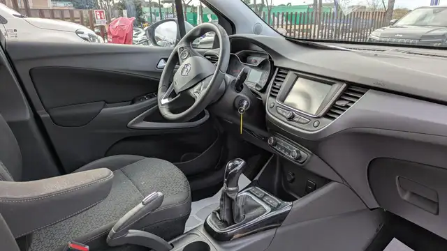 Opel Crossland X view 7