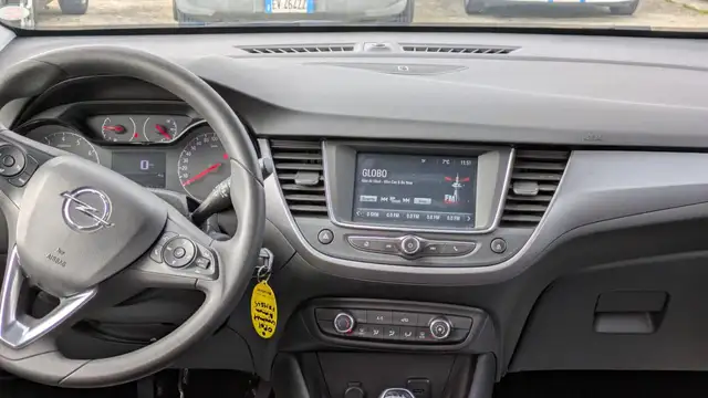 Opel Crossland X view 10