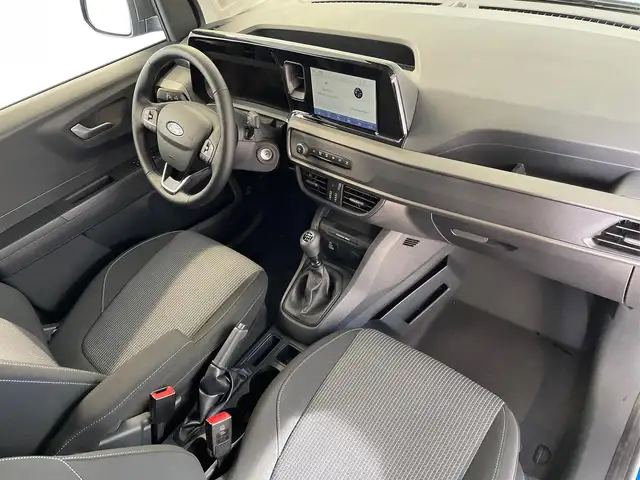 Ford Transit view 8