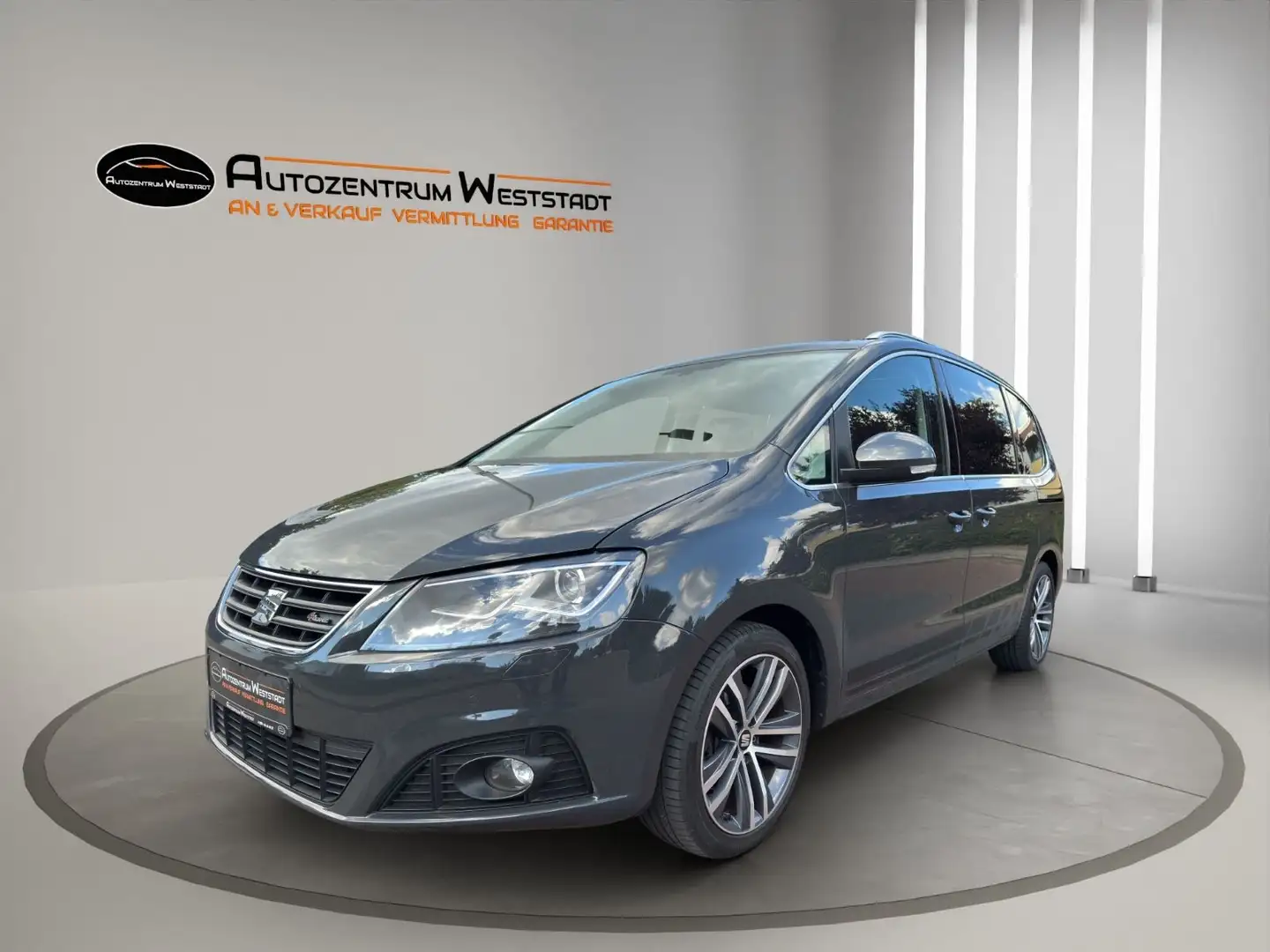SEAT Alhambra FR-Line, Pano,Xenon,Memory, AHK,TOP Grau - 1