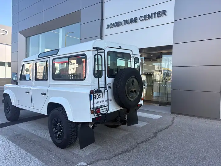 Land Rover Defender 2004, foto 2