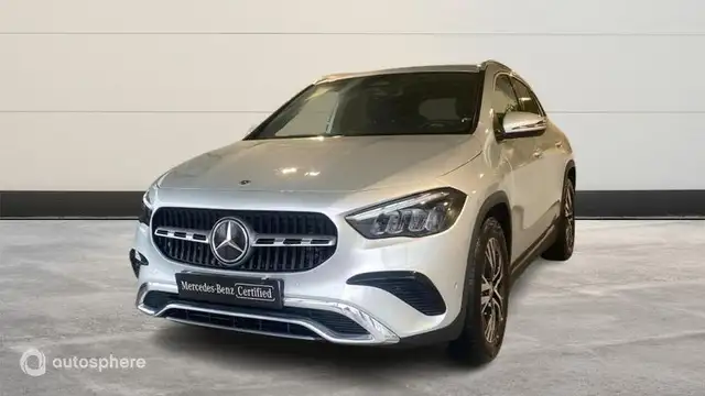 Mercedes-Benz GLA 200 200 163ch Progressive Line 7G-DCT
