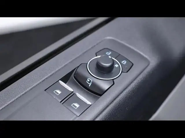 Ford Transit Custom view 27