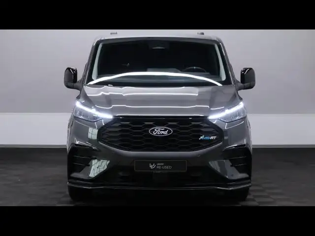 Ford Transit Custom view 2