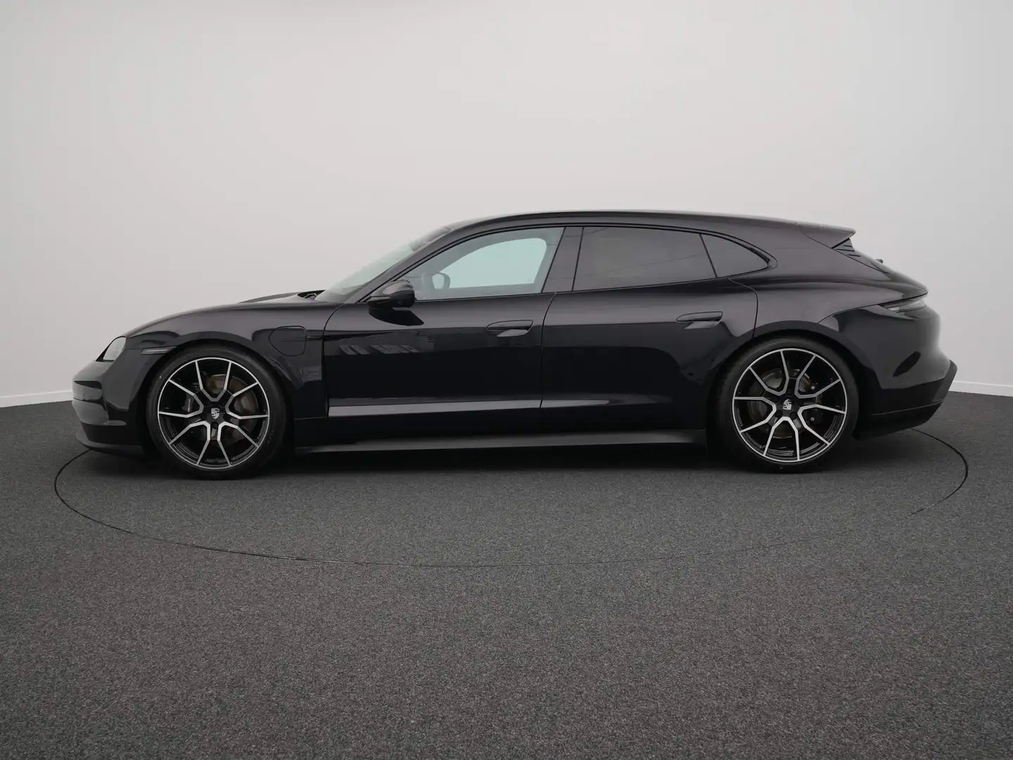 Porsche Taycan Sport Turismo Noir - 2