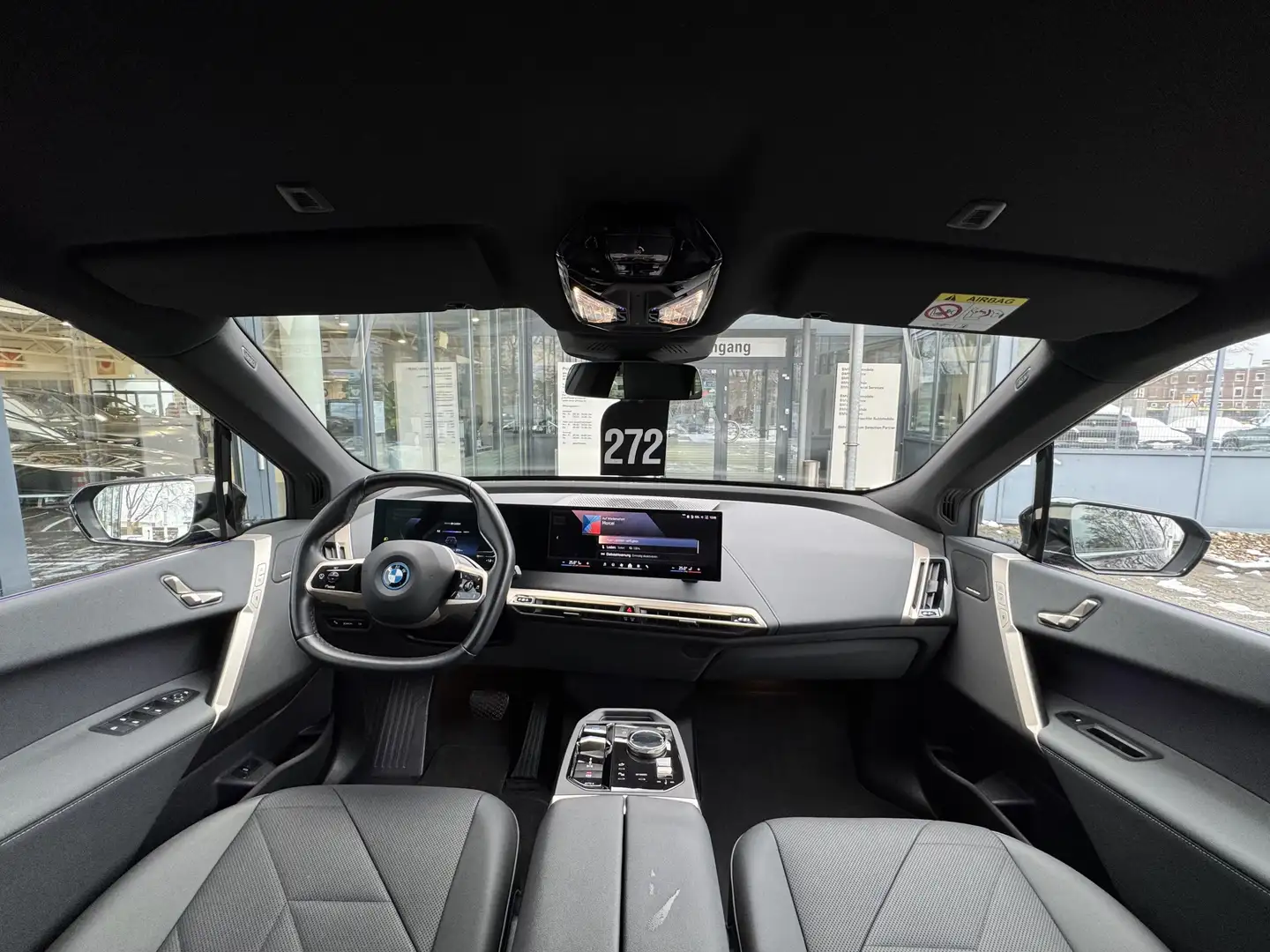 BMW iX xDrive40 Sportpaket AHK h&k DA-Prof Fin.1,89% Schwarz - 2