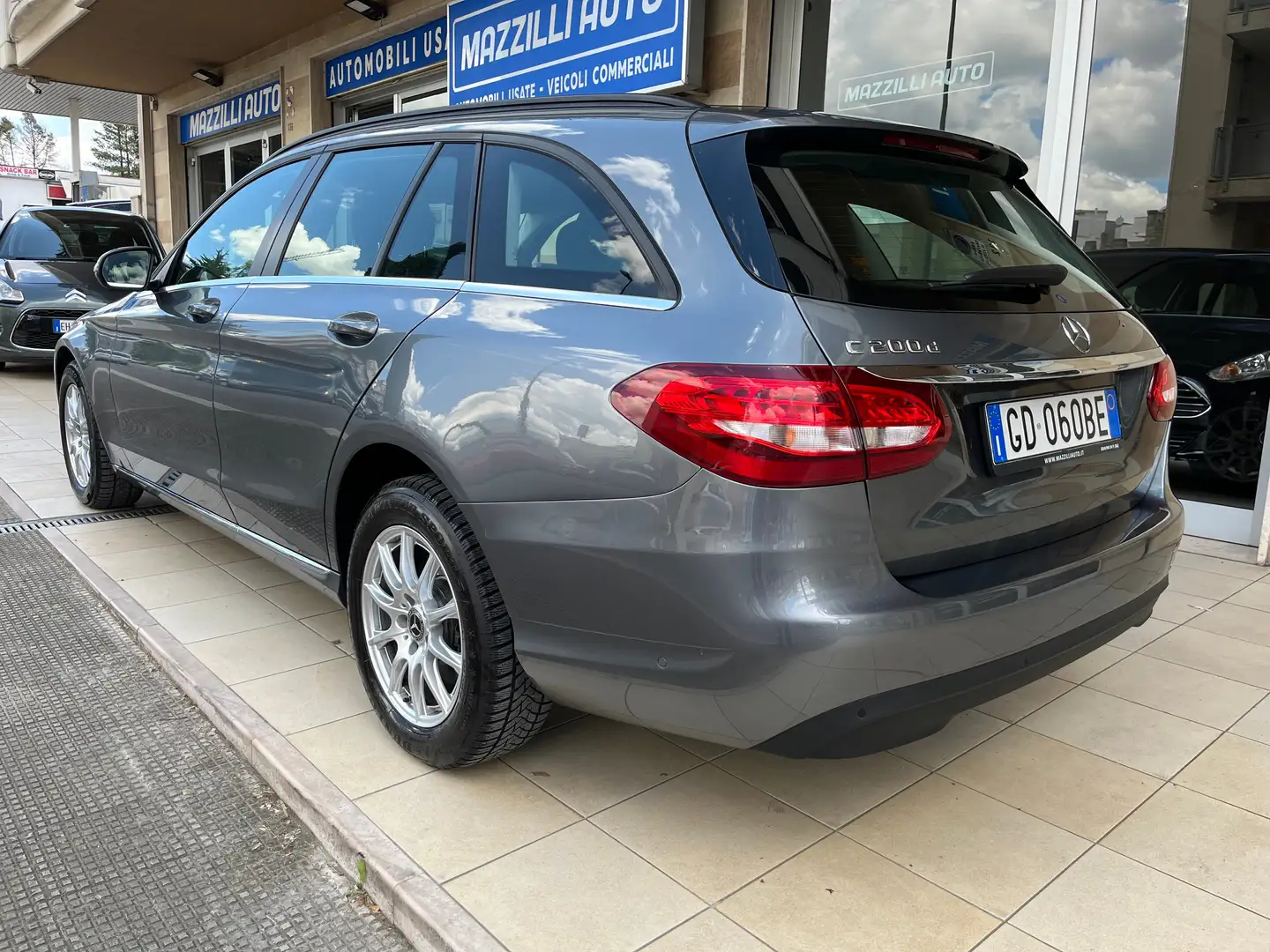 Mercedes-Benz C 200 C SW 200 d Business auto Grigio - 2