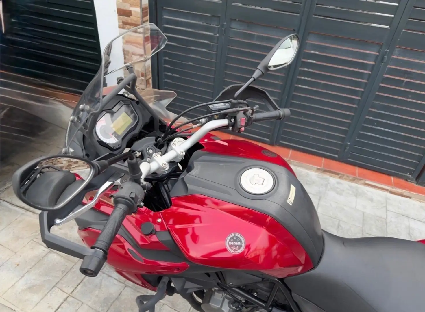 Benelli TRK 502 ABS Rojo - 1