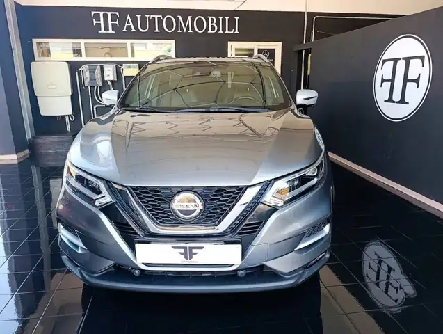 Nissan Qashqai Qashqai II 2017 1.5 dci Tekna  115cv dct c/propilot pack