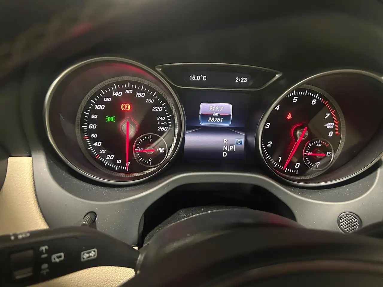 Mercedes-Benz GLA снимка Mercedes-Benz GLA