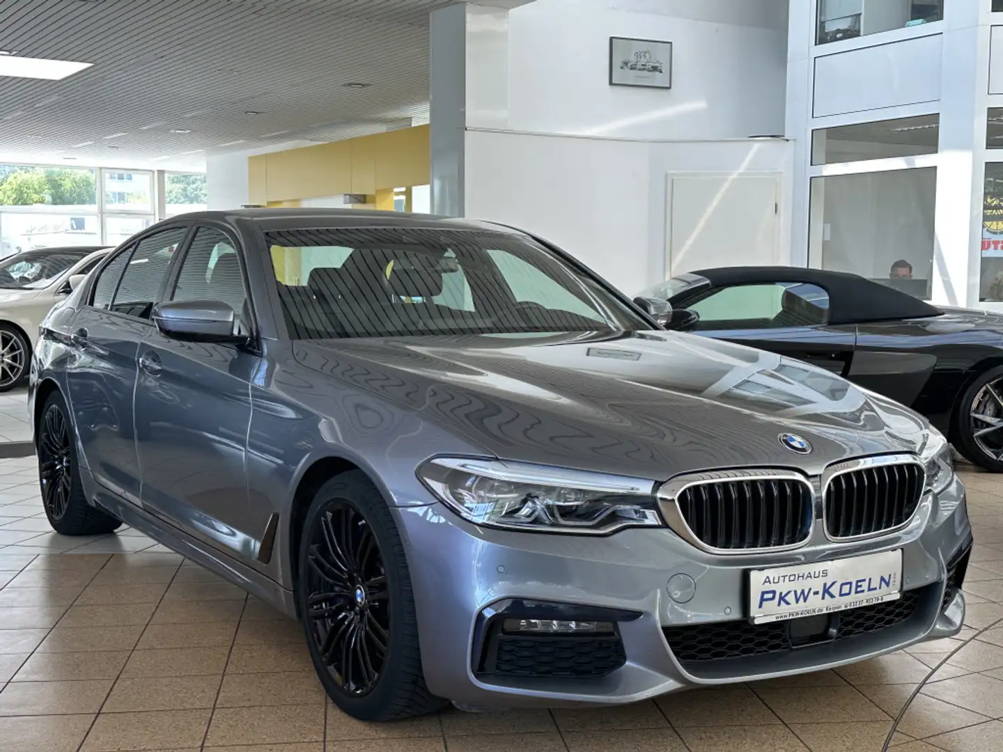 BMW 540 i xDrive M Sport*KAMERA*HEAD-UP*LED* Albastru - 2