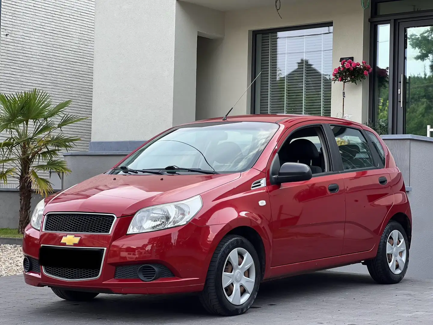 Chevrolet Aveo 1.2i LT prêt à immatriculer. Rouge - 1