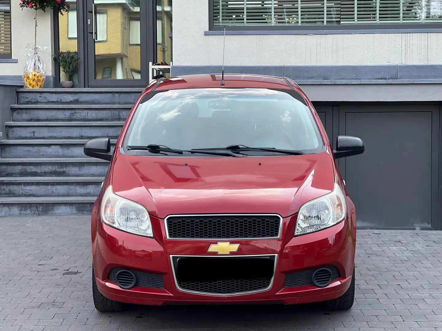 Chevrolet Aveo 1.2i LT prêt à immatriculer. Rouge - 2