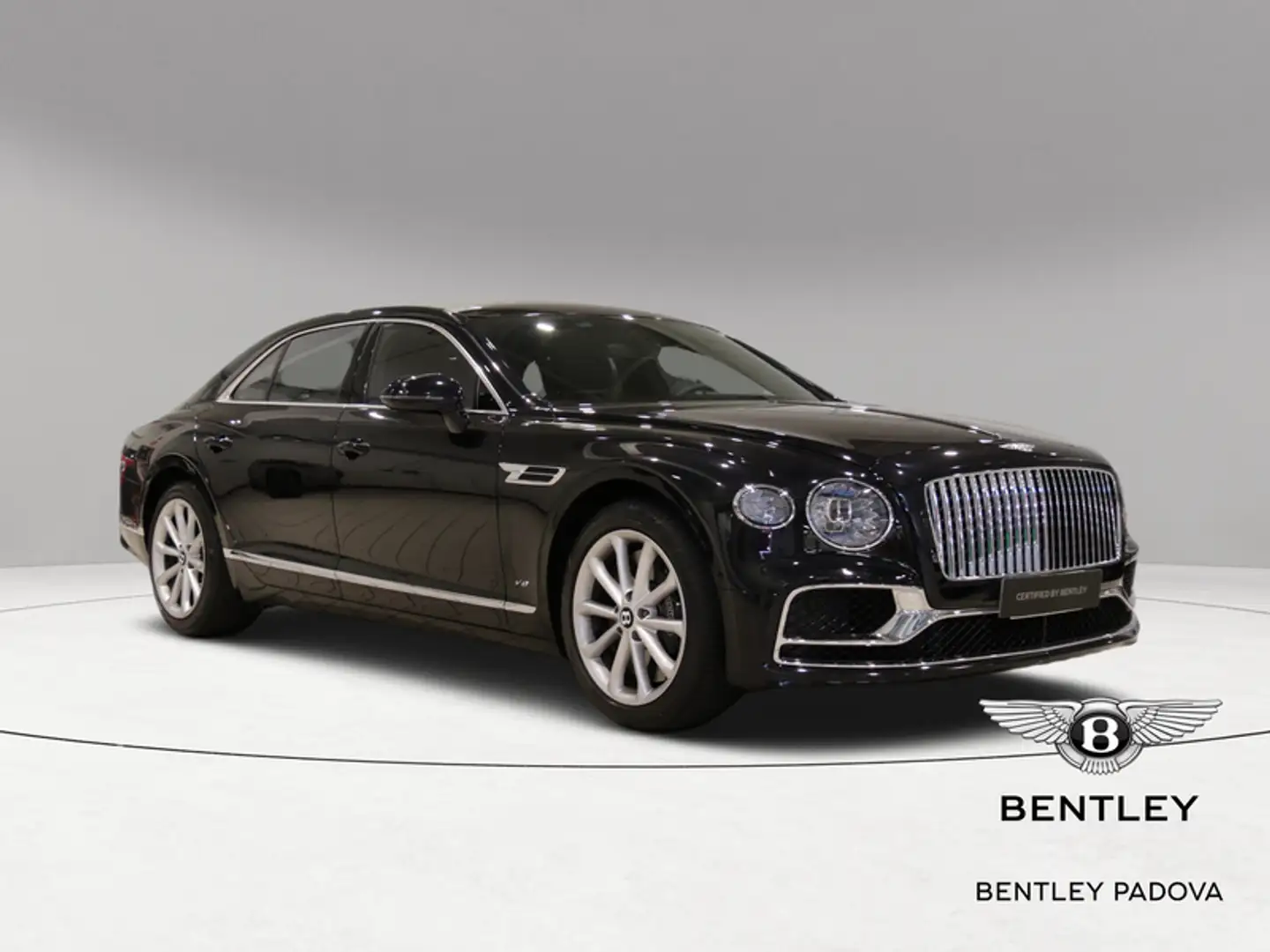 Bentley Flying Spur V8 Siyah - 1