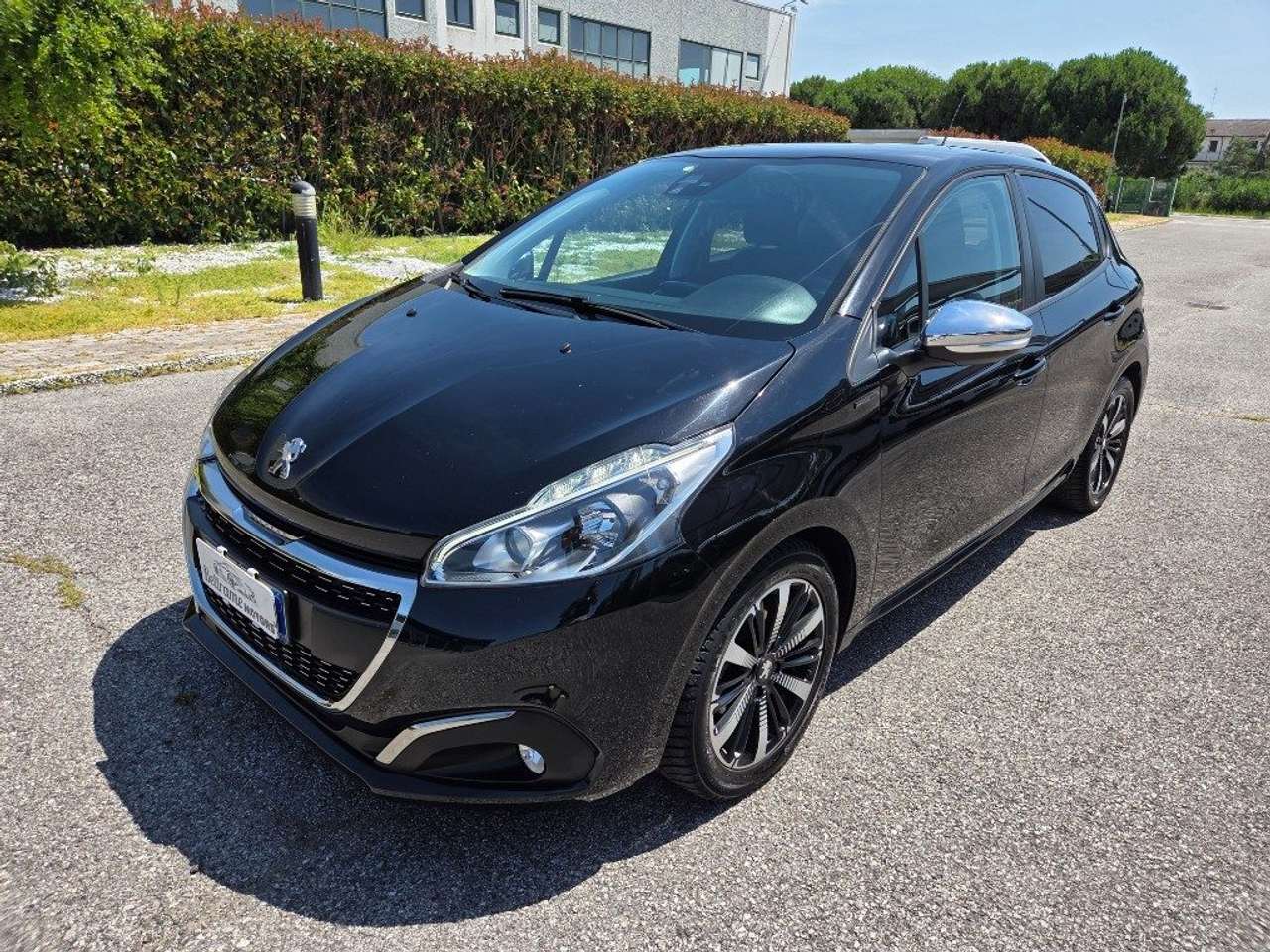 Peugeot 208 1° serie BlueHDi 100 S&S 5 porte Signature