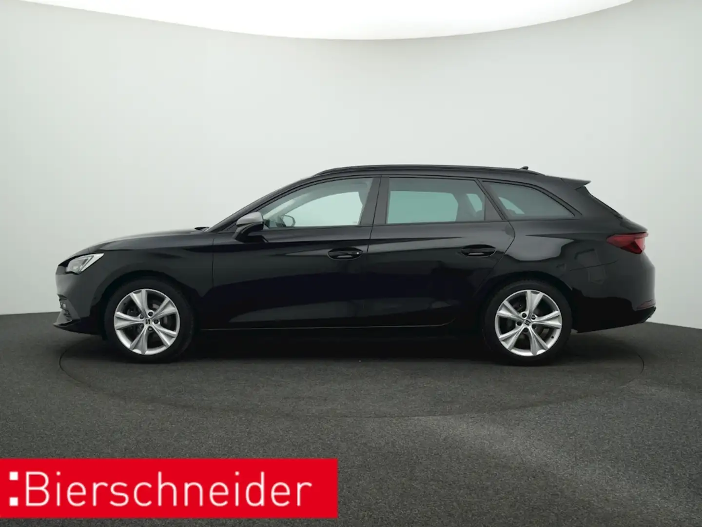 SEAT Leon Sportstourer 2.0 TDI DSG FR NAVI LED KAMERA Schwarz - 2