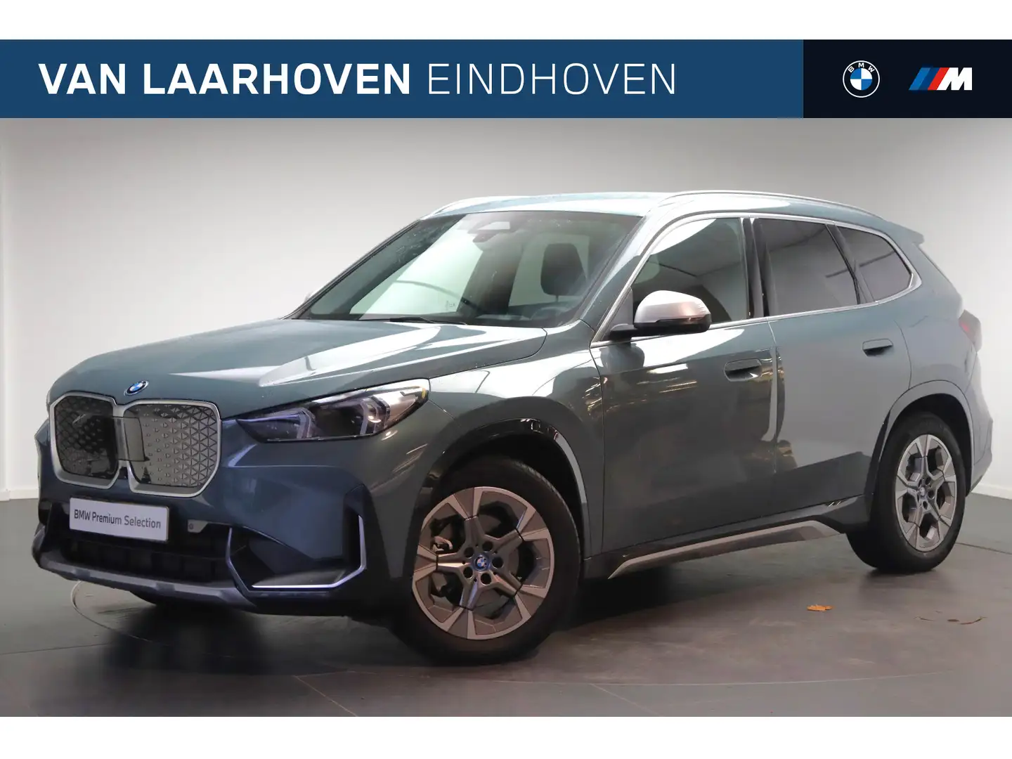 BMW iX1 eDrive20 High Executive xLine / Trekhaak / Adaptie Groen - 1