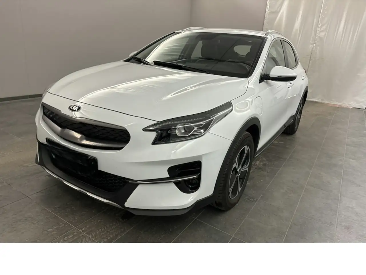 Kia XCeed 1.6 Plug-in Hybrid Automaik Vision — миниатюра 1