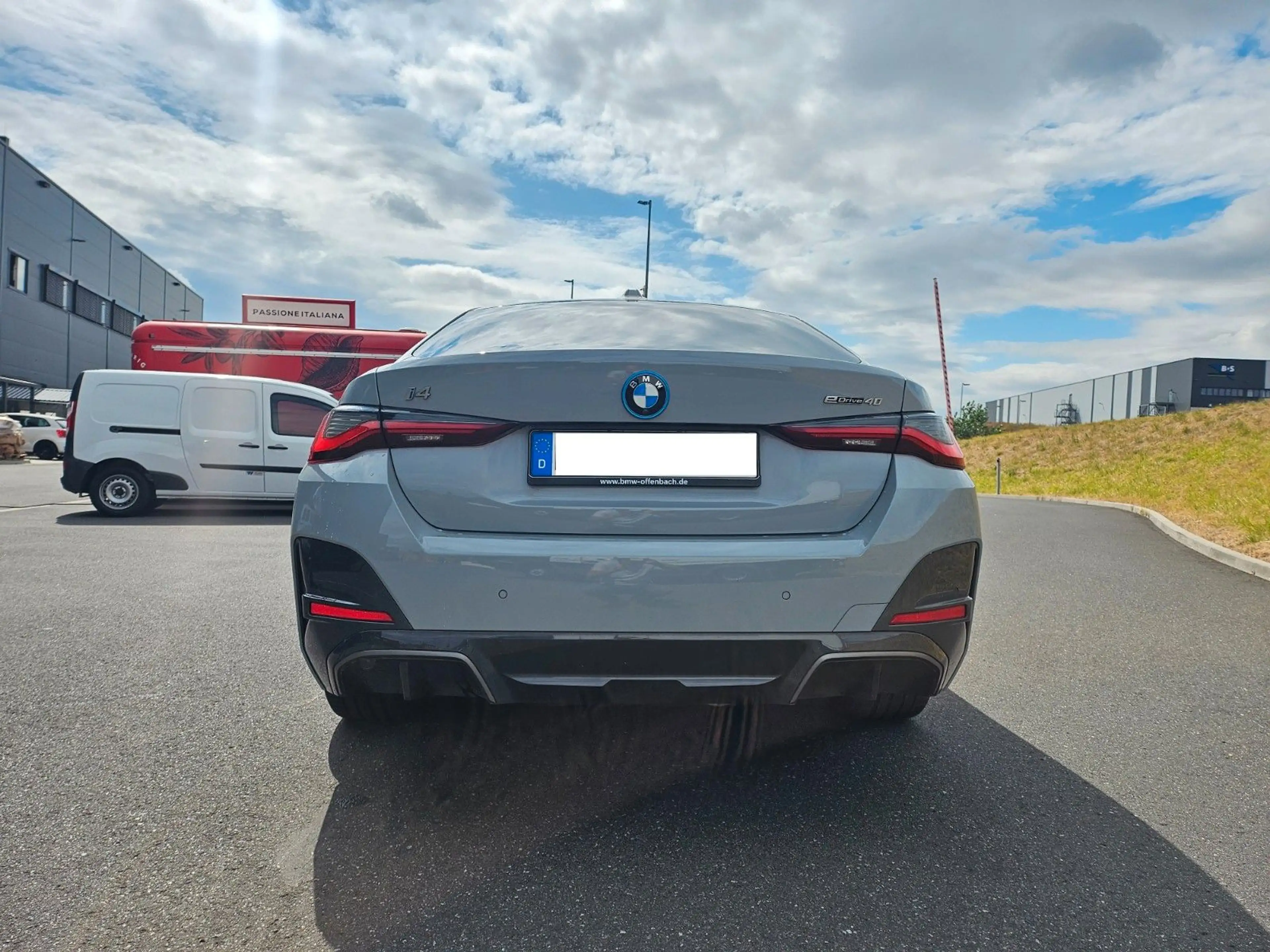 BMW i4 Gran Coupe 40 eDrive M Sportpaket — photo 8