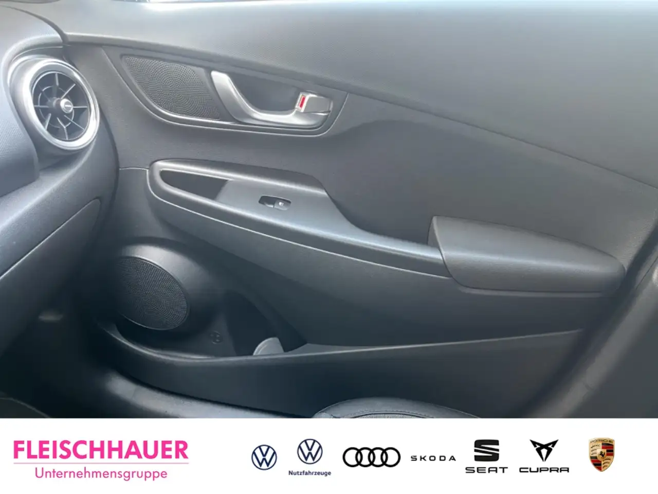 Hyundai KONA Trend 2WD OSE Tempomat LED Rückfahrkamera 13