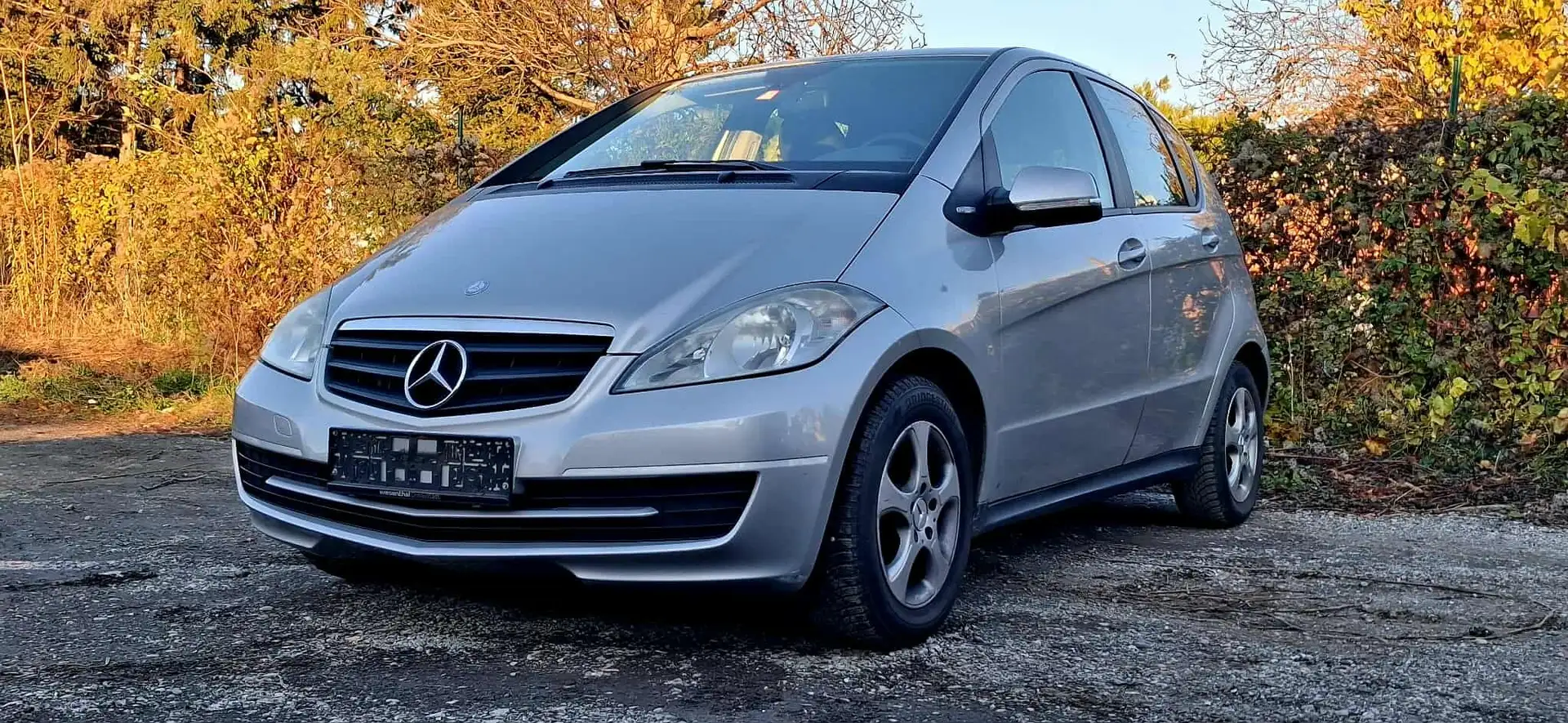 Mercedes-Benz A 160 A 160 A-Edition BlueEfficiency A-Edition Grau - 1